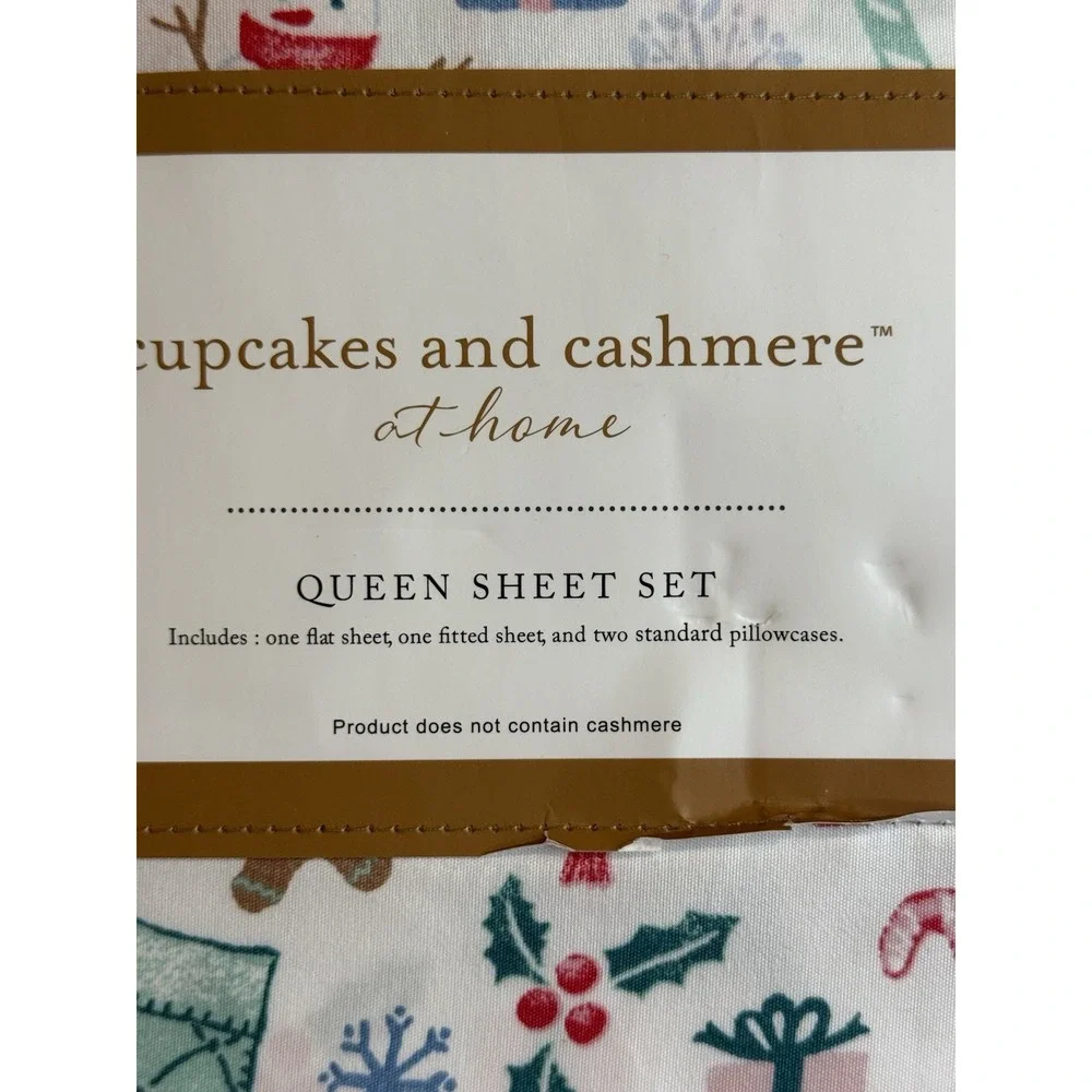 Cupcakes & Cashmere CHRISTMAS Gingerbread Candy Cane‎ Gift Holly Queen Sheet Set